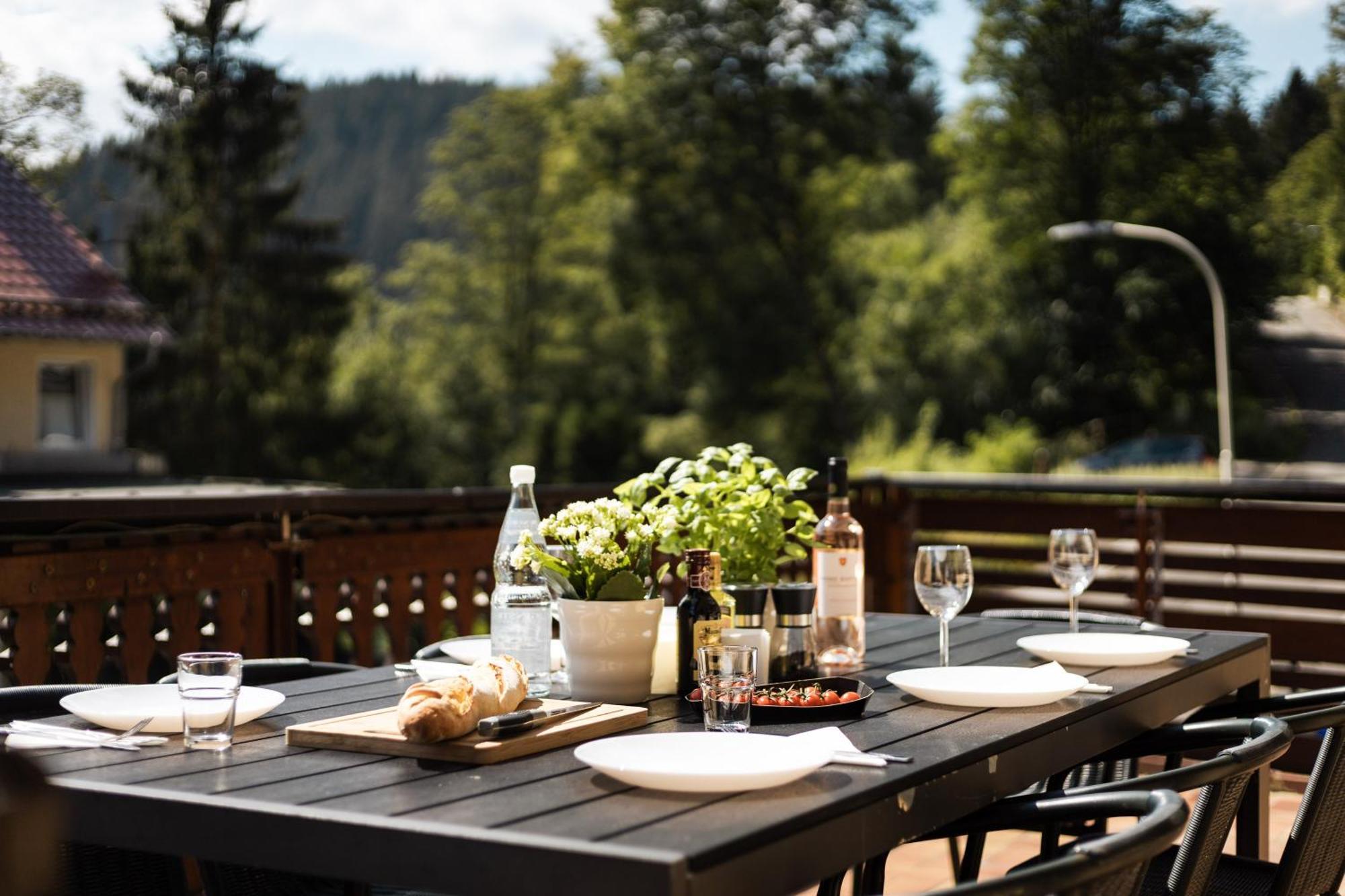 Apartmenthaus Am Waldrand- Kueche - Fruehstueck - Balkon Wildemann Exteriér fotografie